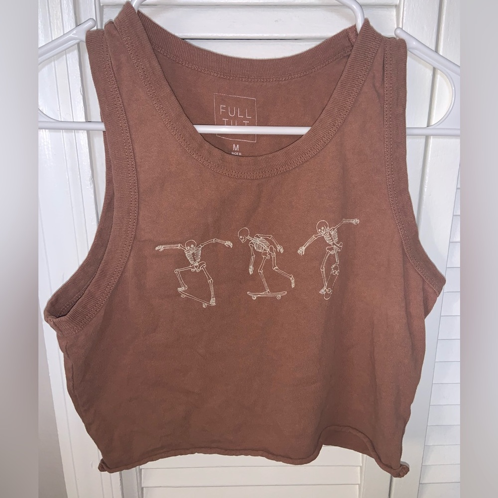 Brown cropped muscle t-shirt
